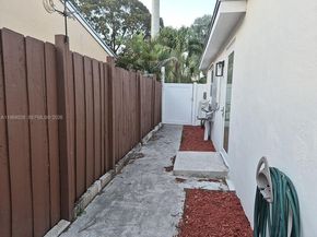 Undisclosed Address #A11969028, Hollywood FL 33021