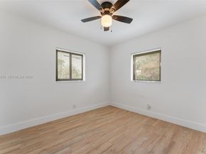 6161 NE 7th Ave, Oakland Park FL 33334