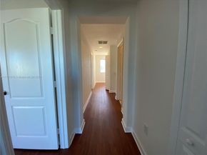 7317 NW 174th Ter 100, Hialeah FL 33015