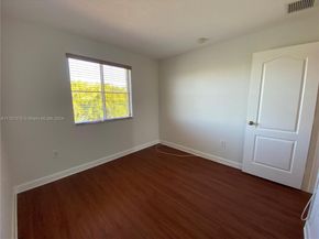 7317 NW 174th Ter 100, Hialeah FL 33015