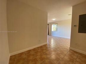 7317 NW 174th Ter 100, Hialeah FL 33015