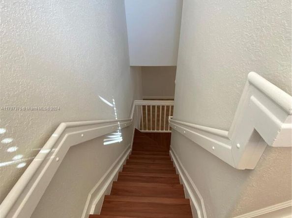 7317 NW 174th Ter 100, Hialeah FL 33015