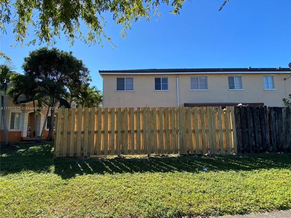 7317 NW 174th Ter 100, Hialeah FL 33015