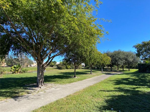 7317 NW 174th Ter 100, Hialeah FL 33015