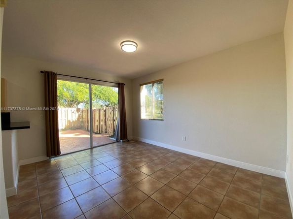 7317 NW 174th Ter 100, Hialeah FL 33015