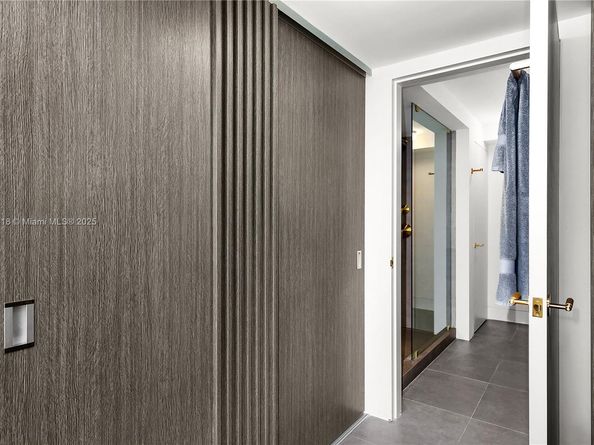 1800 Sunset Harbour Dr 2105, Miami Beach FL 33139