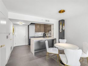 1800 Sunset Harbour Dr 2105, Miami Beach FL 33139