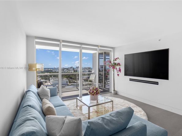 1800 Sunset Harbour Dr 2105, Miami Beach FL 33139