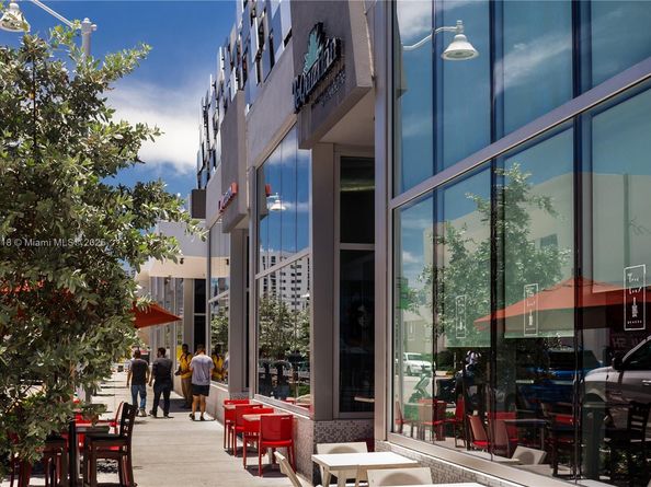 1800 Sunset Harbour Dr 2105, Miami Beach FL 33139