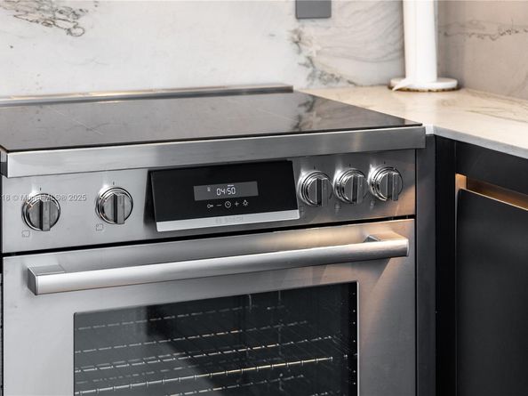 1800 Sunset Harbour Dr 2105, Miami Beach FL 33139