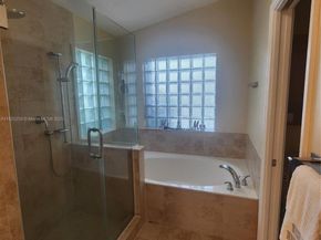 2017 NW 182nd Ave, Pembroke Pines FL 33029