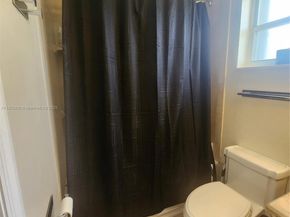 2017 NW 182nd Ave, Pembroke Pines FL 33029