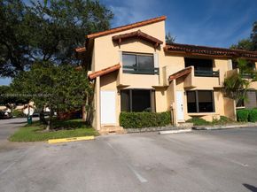 7872 SW 102nd Ln, Miami FL 33156