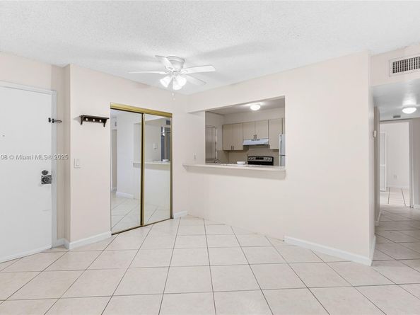 8895 Fontainebleau Blvd 107, Miami FL 33172