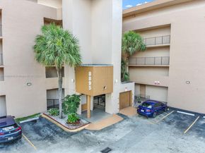 8895 Fontainebleau Blvd 107, Miami FL 33172