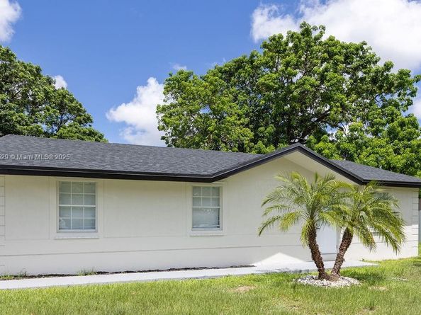 355 SW 17th Ave, Homestead FL 33030