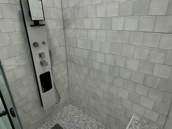 2301 SW 17th Ave, Miami FL 33145
