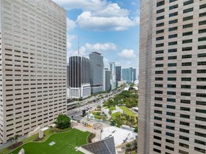 335 S Biscayne Blvd 2402, Miami FL 33131