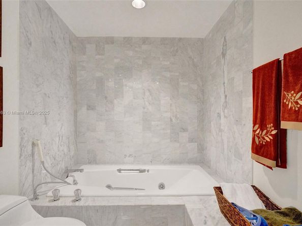 501 N Riverside Dr PH2, Pompano Beach FL 33062