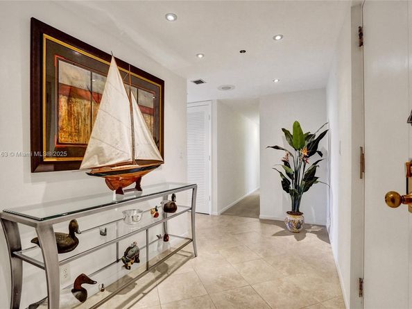 501 N Riverside Dr PH2, Pompano Beach FL 33062