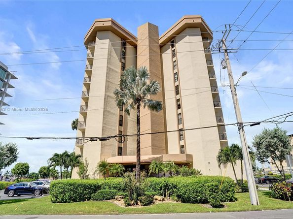 501 N Riverside Dr PH2, Pompano Beach FL 33062