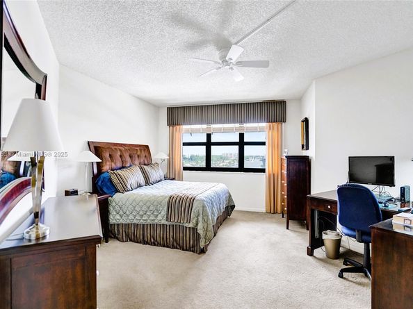 501 N Riverside Dr PH2, Pompano Beach FL 33062