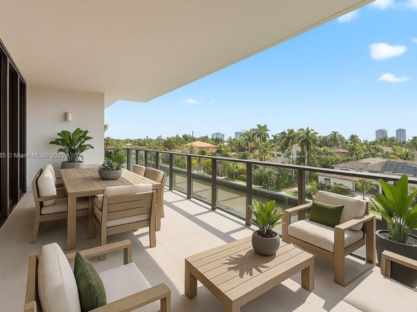 160 Isle Of Venice Dr. PH2, Fort Lauderdale FL 33301