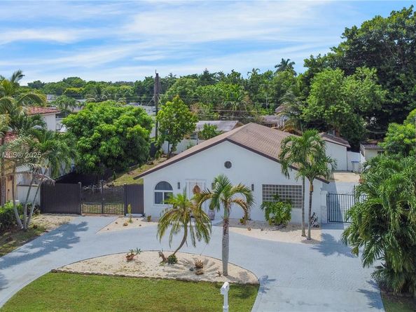 9930 SW 48th St, Miami FL 33165