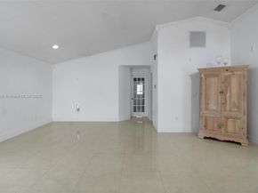 9930 SW 48th St, Miami FL 33165