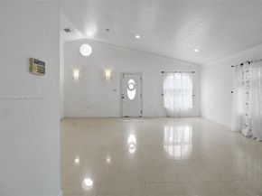 9930 SW 48th St, Miami FL 33165
