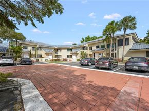 8058 NW 15th Mnr 8058, Plantation FL 33322