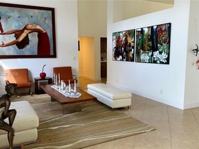 1040 Sandalwood Ln, Weston FL 33326