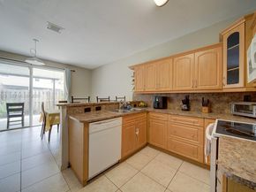 27461 SW 138th Ave, Homestead FL 33032