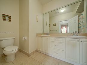 27461 SW 138th Ave, Homestead FL 33032