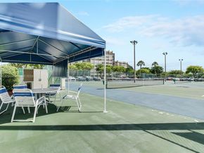 1100 Saint Charles Pl PH5, Pembroke Pines FL 33026