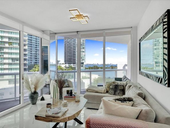 480 NE 30th St 904, Miami FL 33137