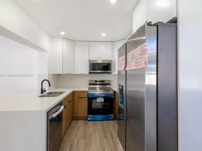 6371 Scott St, Hollywood FL 33024