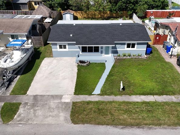 6371 Scott St, Hollywood FL 33024