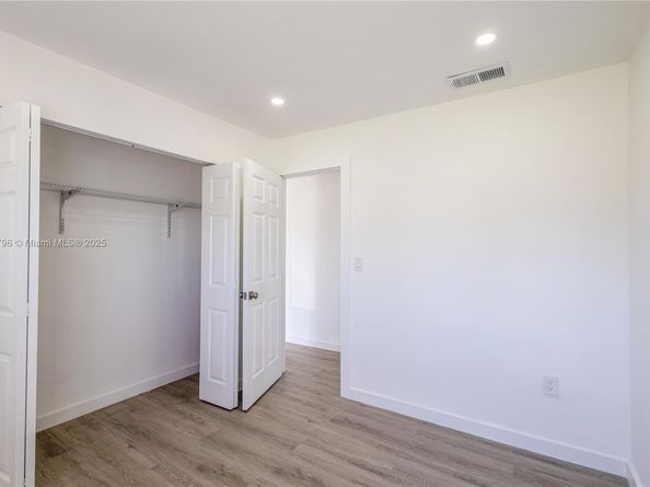 6371 Scott St, Hollywood FL 33024