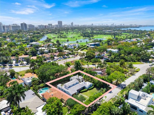 6371 N Bay Rd, Miami Beach FL 33141
