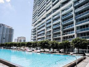 475 Brickell Ave 2715, Miami FL 33131