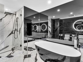 475 Brickell Ave 2715, Miami FL 33131