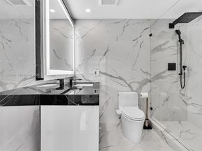 475 Brickell Ave 2715, Miami FL 33131