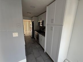 853 NW 81st Ter, Plantation FL 33324