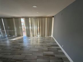 853 NW 81st Ter, Plantation FL 33324