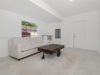 721 NW 6th St
