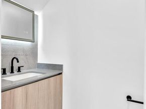 2785 SW 34th Ave, Miami FL 33133