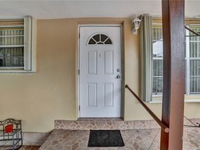 6525 Mayo St, Hollywood FL 33023