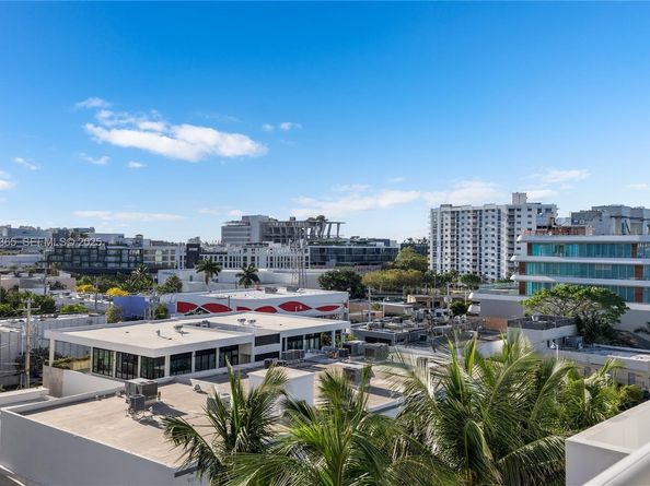 1800 Sunset Harbour Dr 803, Miami Beach FL 33139