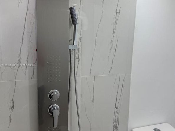 7950 W Mcnab Rd 102, Tamarac FL 33321